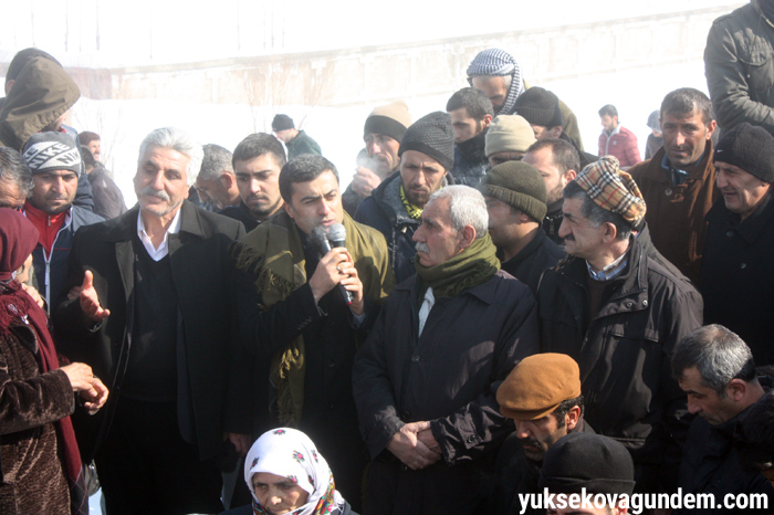 Alıcı Yüksekova'da toprağa verildi 11