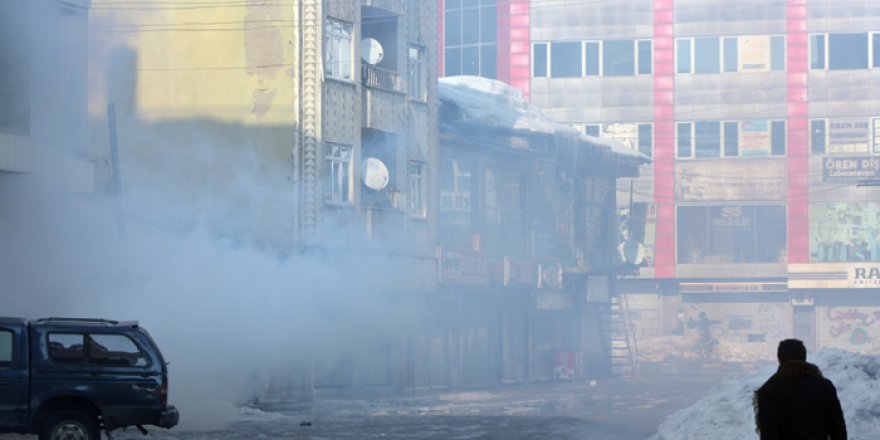 Yüksekova'da Yürüyüşe müdahale