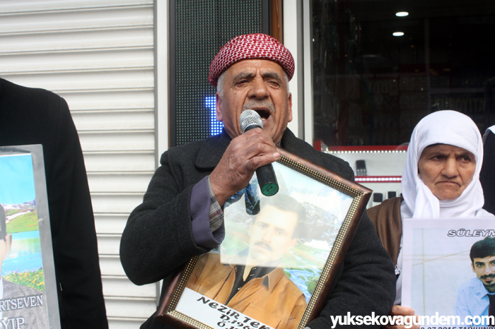 Kayıp yakınları: Buradaki fotoğrafların çoğalmaması için oturuyoruz 12