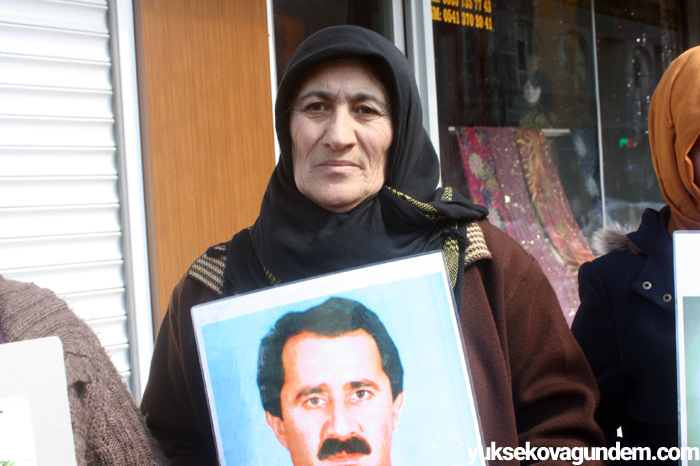 Kayıp yakınları: Buradaki fotoğrafların çoğalmaması için oturuyoruz 6