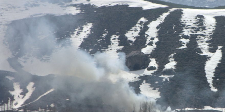 Yasağın sürdüğü Yüksekova'da dumanlar yükseliyor