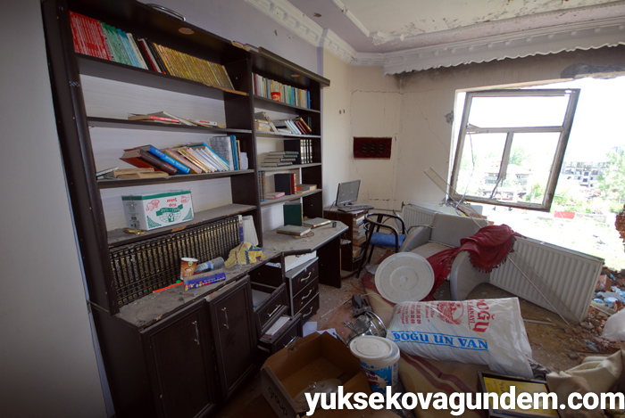 Çatışmalardan sonra Yüksekova'dan fotoğraflar 106