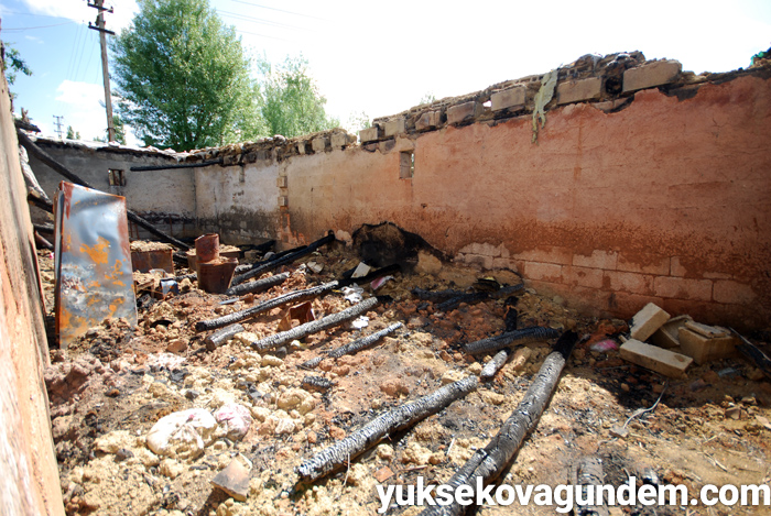 Çatışmalardan sonra Yüksekova'dan fotoğraflar 107