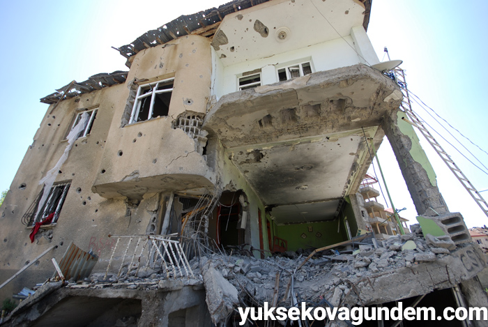 Çatışmalardan sonra Yüksekova'dan fotoğraflar 111