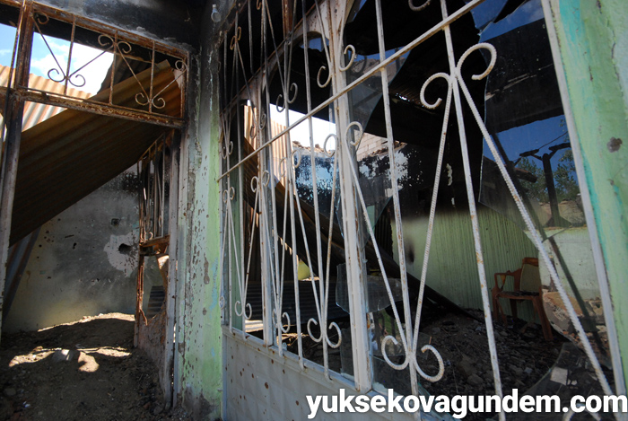 Çatışmalardan sonra Yüksekova'dan fotoğraflar 120