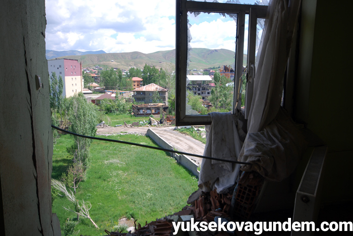 Çatışmalardan sonra Yüksekova'dan fotoğraflar 144