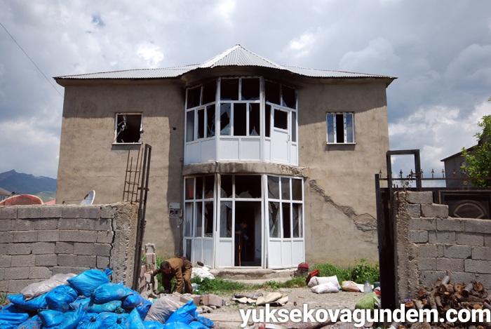 Çatışmalardan sonra Yüksekova'dan fotoğraflar 37