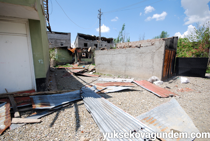 Çatışmalardan sonra Yüksekova'dan fotoğraflar 61