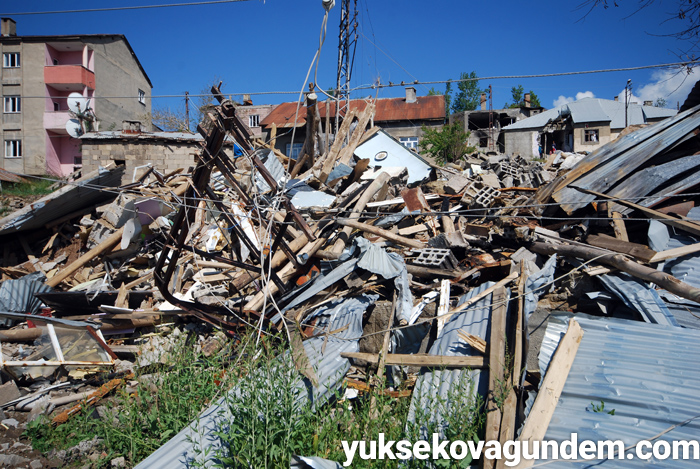 Çatışmalardan sonra Yüksekova'dan fotoğraflar 65