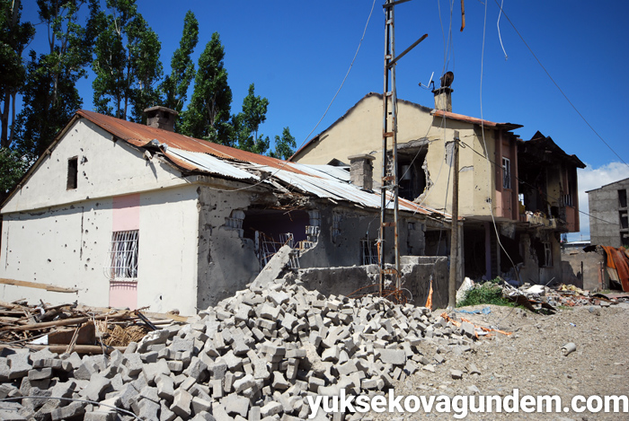 Çatışmalardan sonra Yüksekova'dan fotoğraflar 66