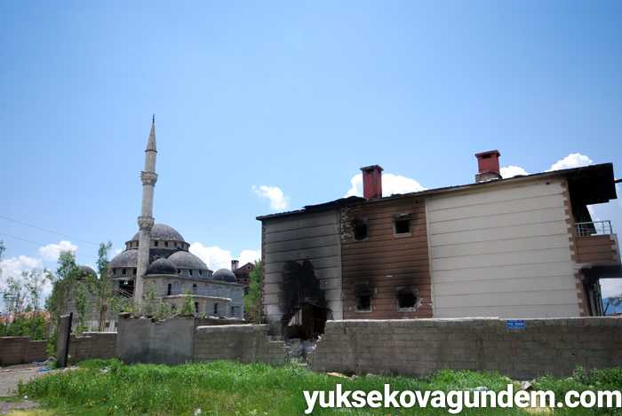 Çatışmalardan sonra Yüksekova'dan fotoğraflar 70