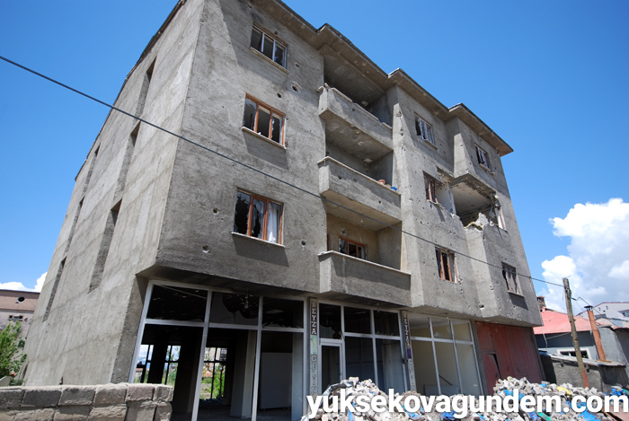 Çatışmalardan sonra Yüksekova'dan fotoğraflar 8