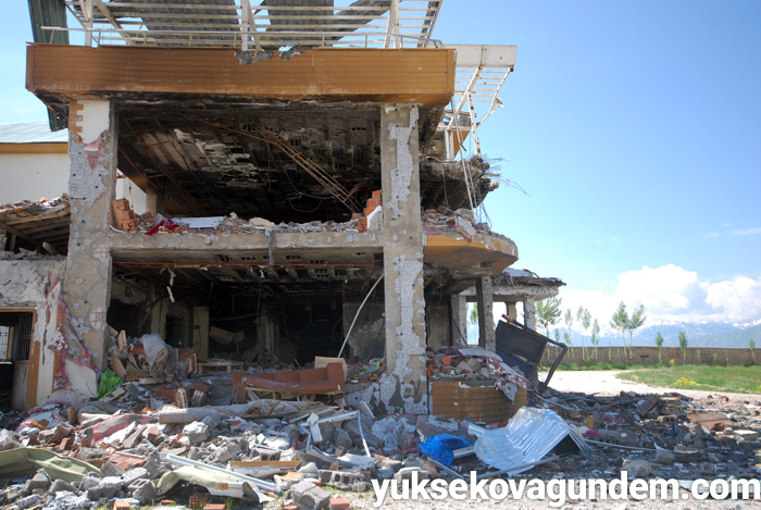 Çatışmalardan sonra Yüksekova'dan fotoğraflar 95