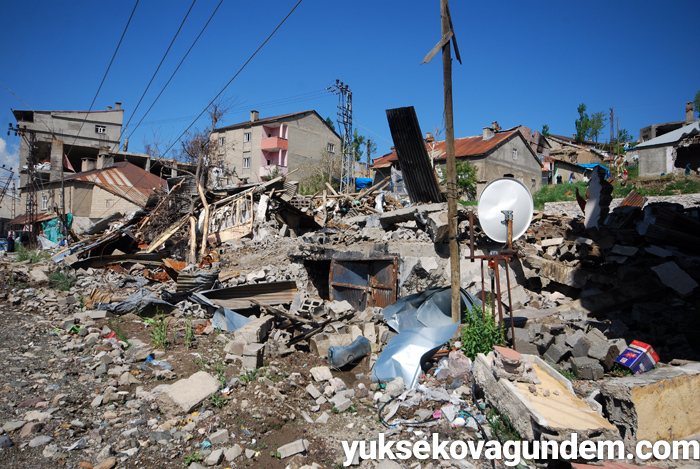 Çatışmalardan sonra Yüksekova'dan fotoğraflar 96