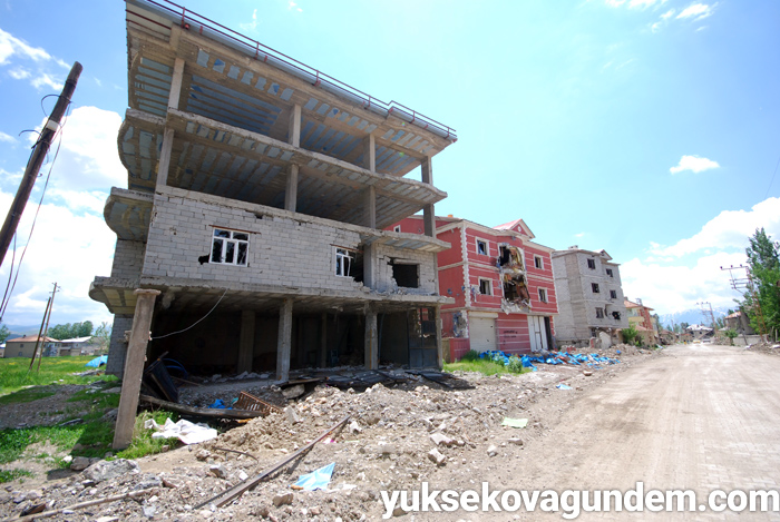 Çatışmalardan sonra Yüksekova'dan fotoğraflar 97