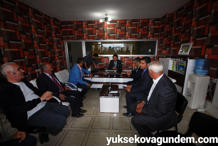 CHP Milletvekili Tanrıkulu Yüksekova'da incelemelerde bulundu 35