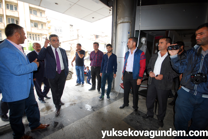 CHP Milletvekili Tanrıkulu Yüksekova'da incelemelerde bulundu 50
