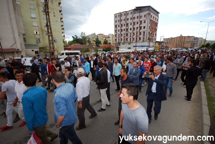 Selahattin Demirtaş Yüksekova'ya geldi 33
