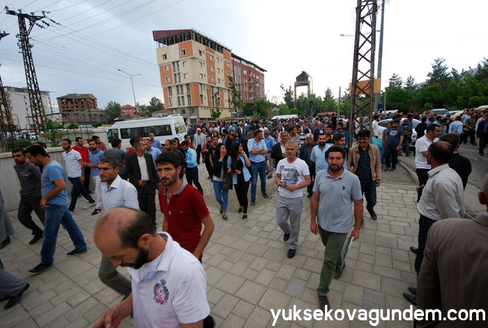 Selahattin Demirtaş Yüksekova'ya geldi 35