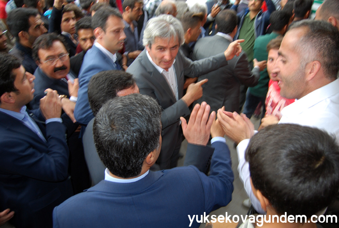 Selahattin Demirtaş Yüksekova'ya geldi 4