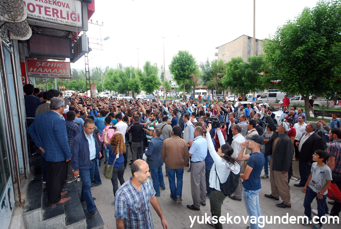Selahattin Demirtaş Yüksekova'ya geldi 42