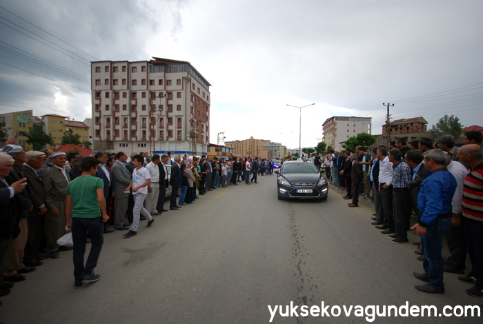 Selahattin Demirtaş Yüksekova'ya geldi 55