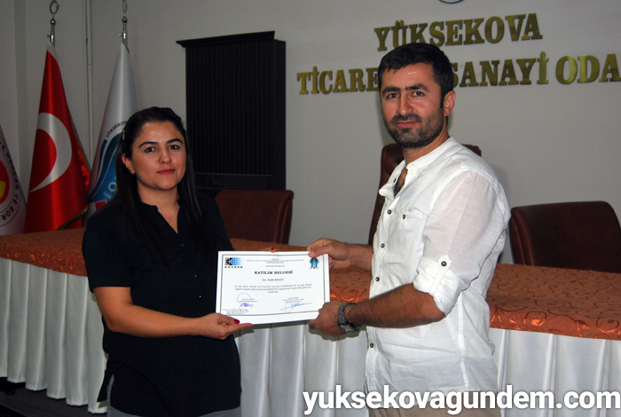 YÜTSO girişimcilik sertifikalarını dağıttı. 5