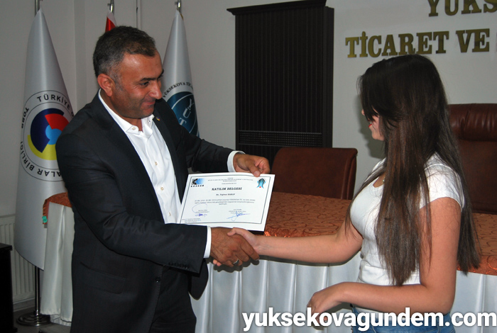 YÜTSO girişimcilik sertifikalarını dağıttı. 7