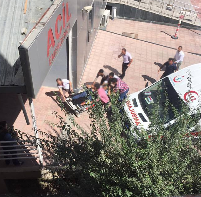 Van'da şiddetli patlama, Yaralılar var! 4
