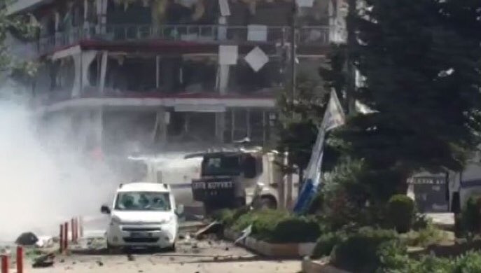 Van'da şiddetli patlama, Yaralılar var! 8