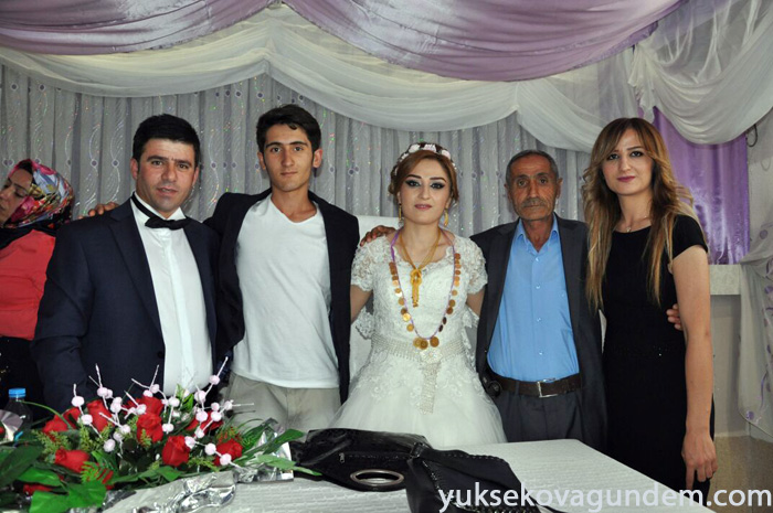 Aslan Ailesinin Mutlu Günü 130