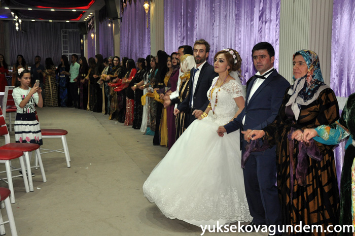 Aslan Ailesinin Mutlu Günü 150