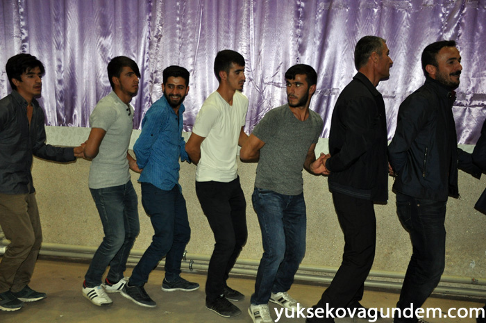 Aslan Ailesinin Mutlu Günü 212