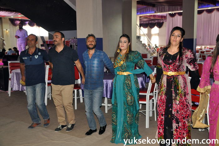 Aslan Ailesinin Mutlu Günü 244