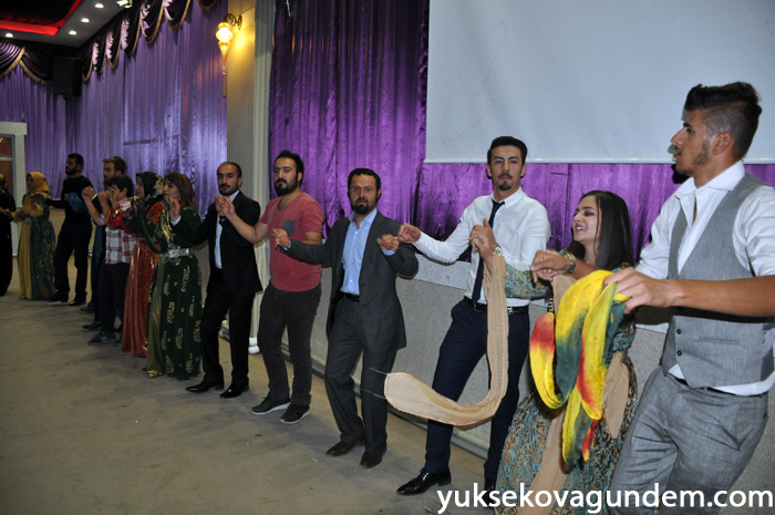 Aslan Ailesinin Mutlu Günü 38