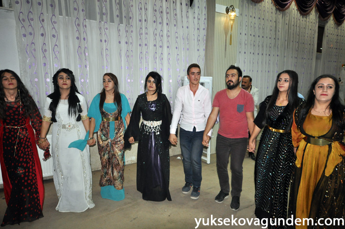 Aslan Ailesinin Mutlu Günü 80