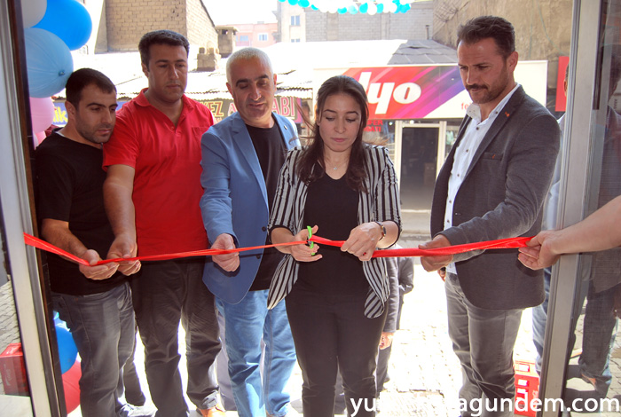 Yüksekova'da Yeni Cafe Bahane hizmete açıldı 1