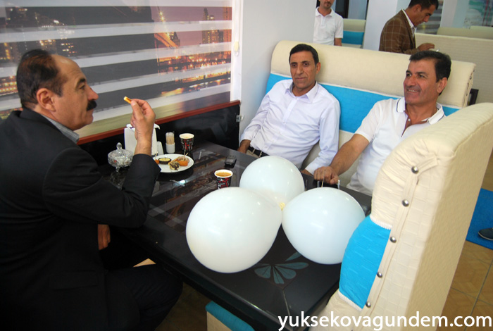 Yüksekova'da Yeni Cafe Bahane hizmete açıldı 13