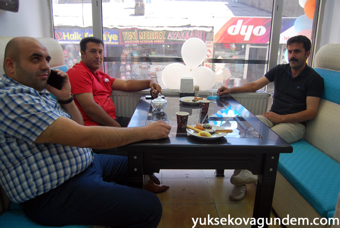 Yüksekova'da Yeni Cafe Bahane hizmete açıldı 18