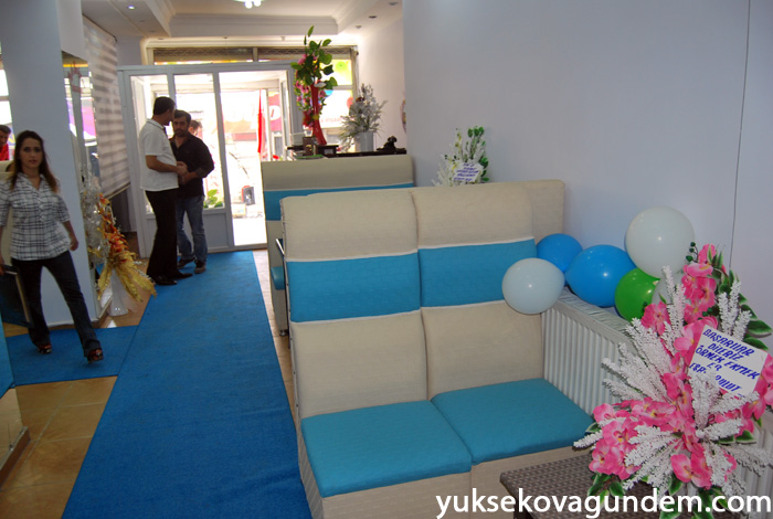 Yüksekova'da Yeni Cafe Bahane hizmete açıldı 20