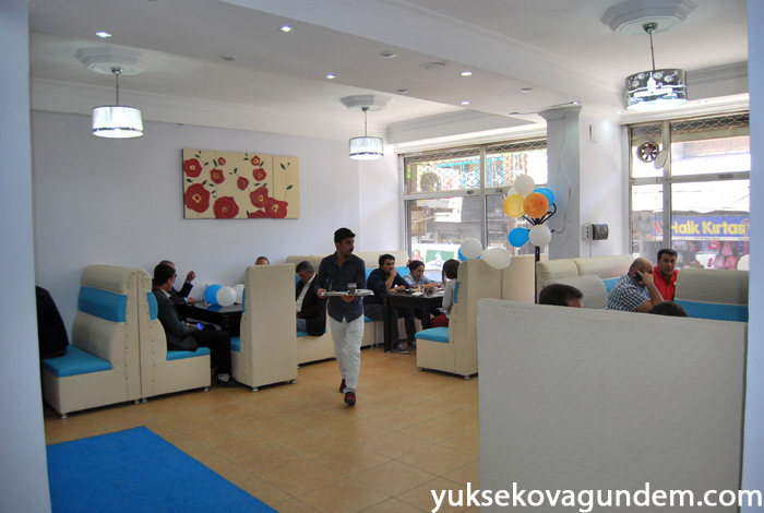 Yüksekova'da Yeni Cafe Bahane hizmete açıldı 4