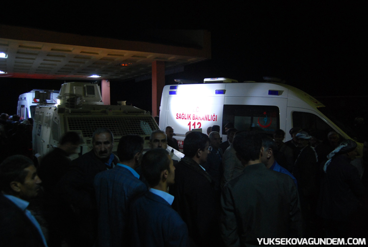 Yüksekova'da kaza: 4 ölü, 11 yaralı 12