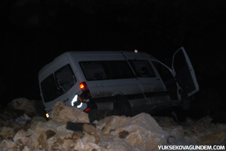 Yüksekova'da kaza: 4 ölü, 11 yaralı 5
