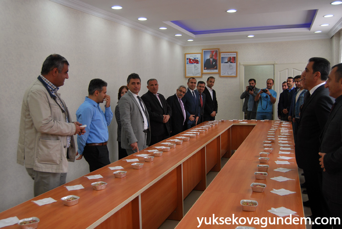 Yüksekova'da aşure günü etkinliği 8