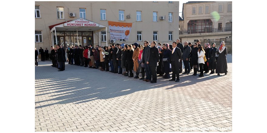 Yüksekova'da Öğretmenler günü kutlandı