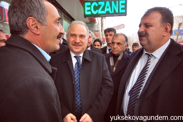 CHP heyeti Yüksekova'da 11