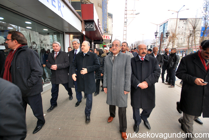 CHP heyeti Yüksekova'da 5
