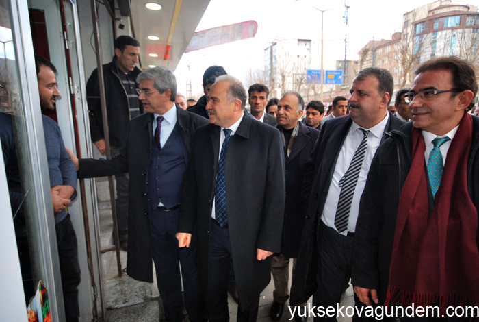 CHP heyeti Yüksekova'da 9