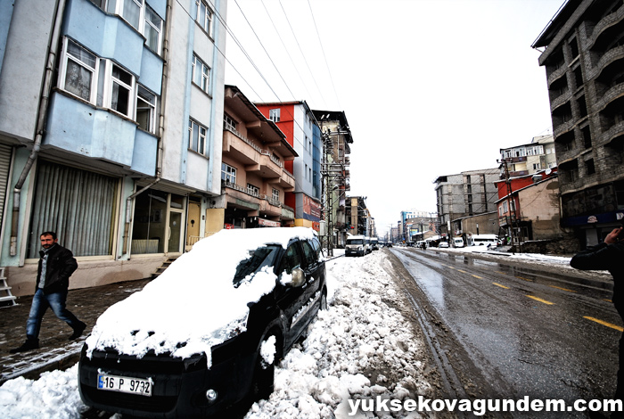 Yüksekova'da Kar Yağışı 3