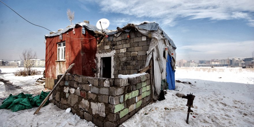Yüksekova'da çaresizliği fotoğrafı